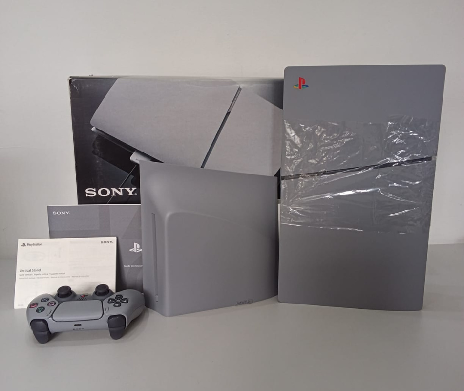PlayStation 5 Slim 30 anos Semi Novo - pego seu game usado na troca - Imagem 4