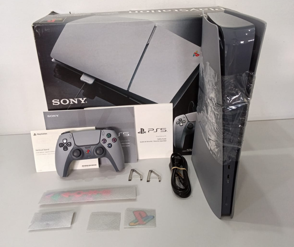 PlayStation 5 Slim 30 anos Semi Novo - pego seu game usado na troca - Imagem 5